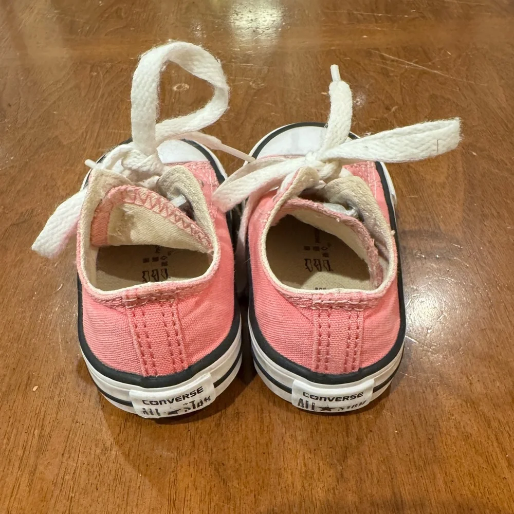 Converse All Star Toddler Girl Size 4 Pink